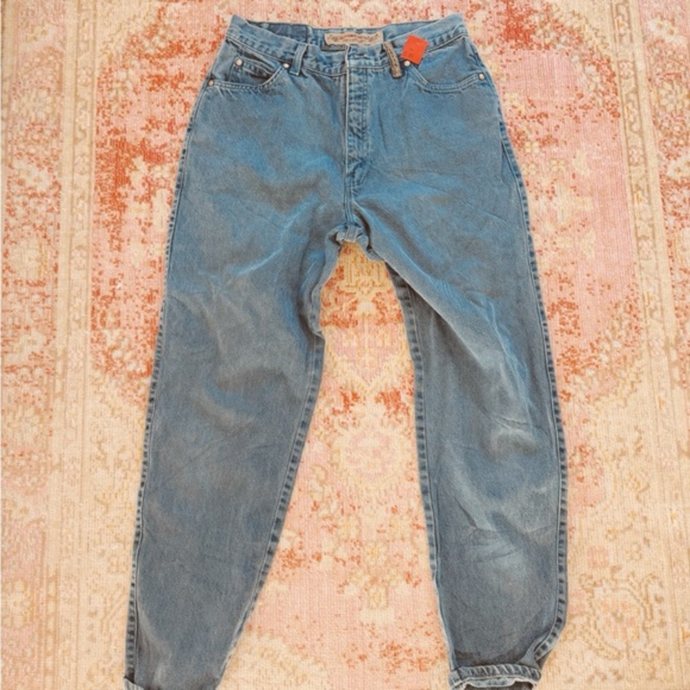 Levi’s 900, Men’s Vintage High-Waisted Blue Jeans